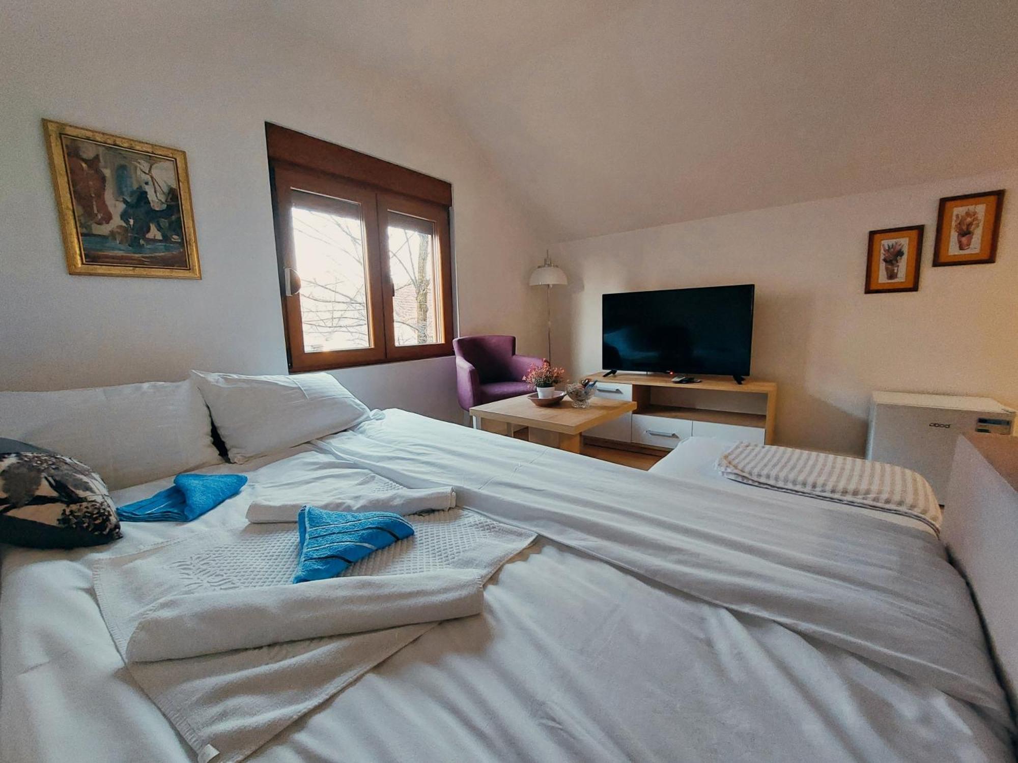 Buba Palace Nikšić Bagian luar foto