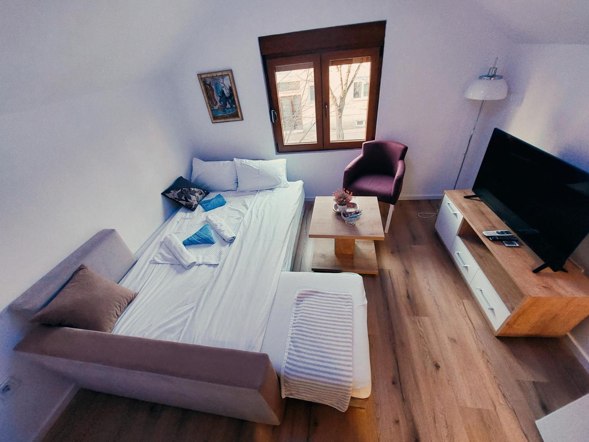 Buba Palace Nikšić Bagian luar foto