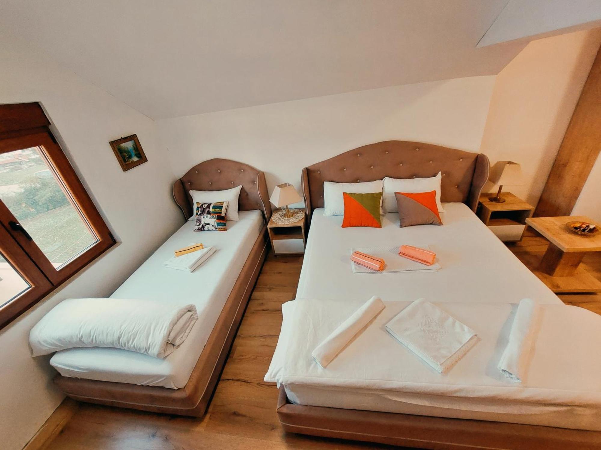Buba Palace Nikšić Bagian luar foto